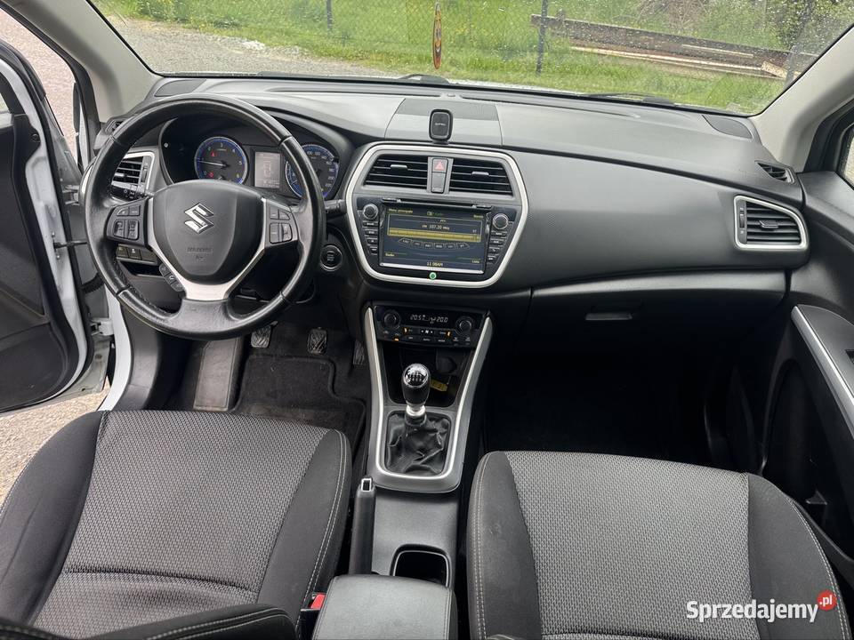 Suzuki SX4 SCross Duży ekran kamera key less Mszana Górna sprzedam