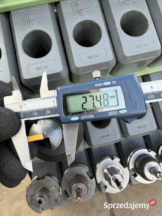Frez z płytką 28 mm na oprawce SK40 Tuliszków