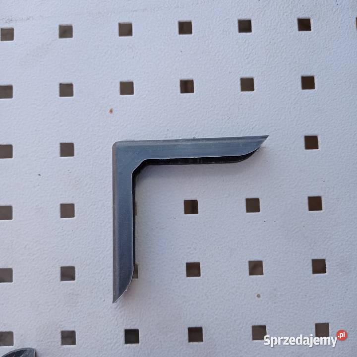 Narożniki ochronne plastikowe małe Kamień Pomorski sprzedam