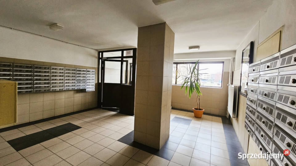 Dwupokojowe mieszkanie kuchnia oddzielna 41m2 13390zł/m2 Warszawa sprzedam