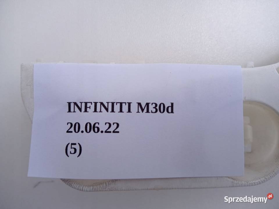 ŚLIZG BŁOTNIKA LP INFINITI Q70 M30d M35 M37 M56 Karoseria Nowy Tomyśl