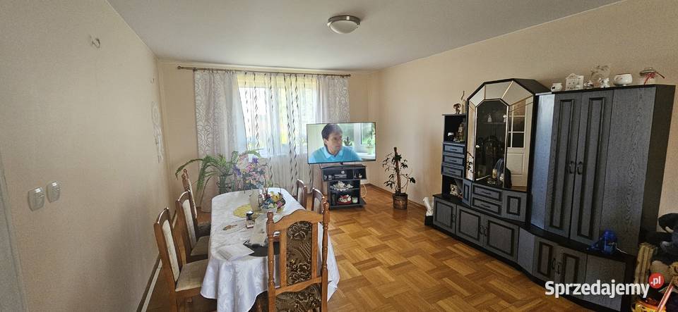 Nieruchomość zabudowana domem warsztatem Łagiewniki