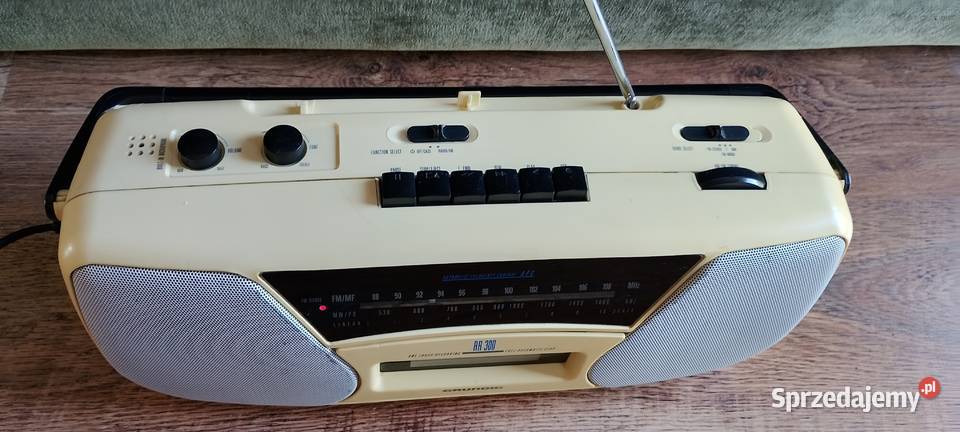 Kultowy Grundig RR300 Poczuj klimat lat 90 w Wąbrzeźno