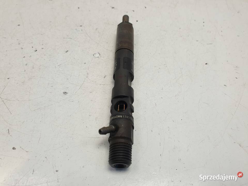 WTRYSKIWACZ Renault Megane III 15 DCI EJBR05601D osobowe Wtryskiwacze Chełm