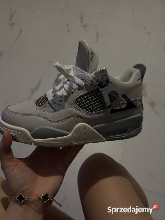 sprzedaje jordan 4 retro frozen moments Mińsk Mazowiecki