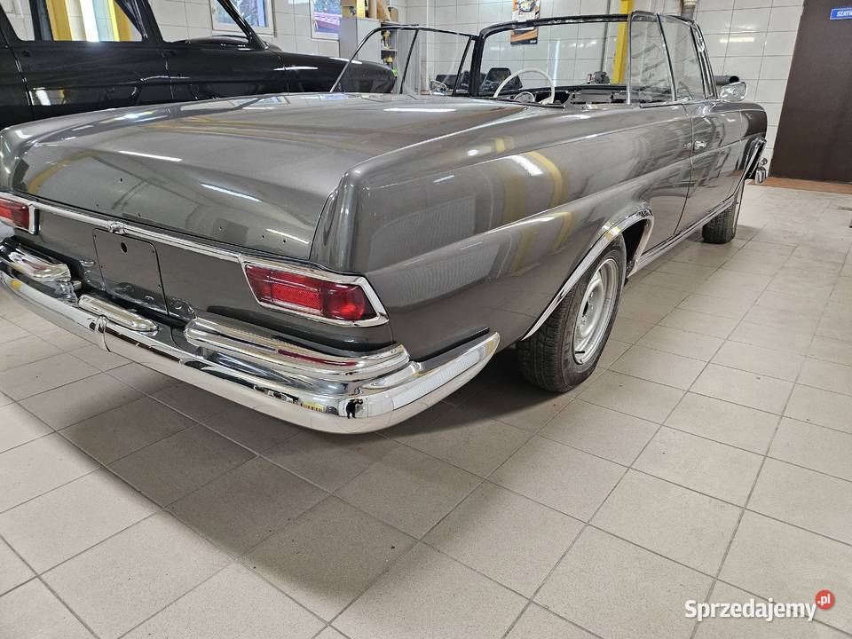 Renowacja nadwozi samochody zabytkowe oldtimer Woźniki