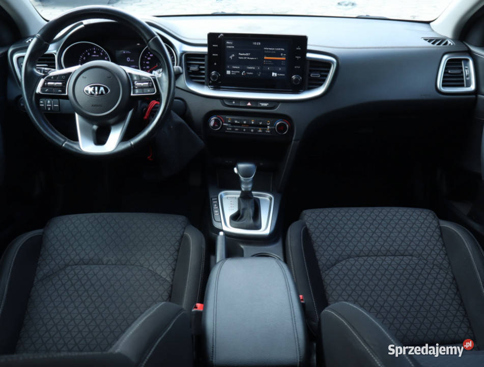 Kia Ceed 14 TGDI kamera cofania Łódź