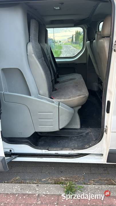 Renault Trafić 6 osobowy faktura VAT 2013 Motoryzacja Konarzynki
