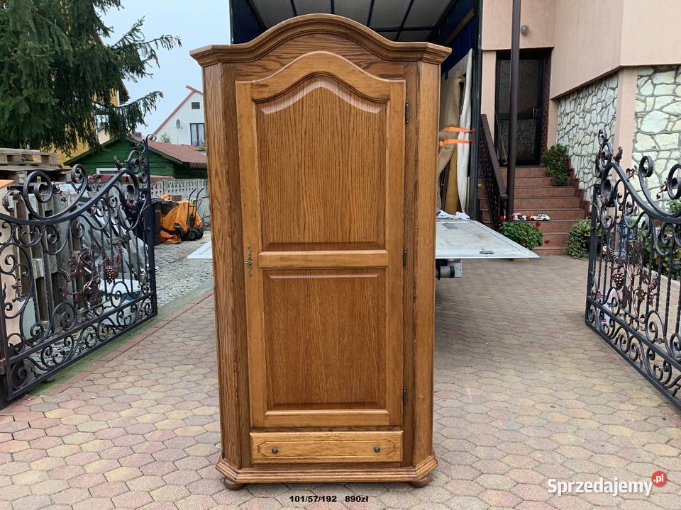 Ładna dębowa szafa jednodrzwiowameble Szafy, regały, półki