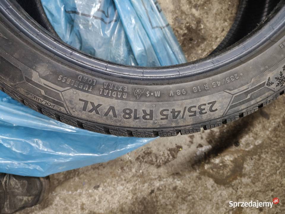 Opony zimowe 23545 R18 Starogard Gdański sprzedam
