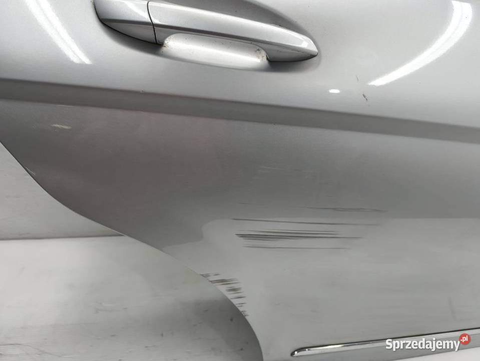 DRZWI PRAWY TYŁ KOMPLETNE MERCEDES W204 LIFT Części samochodowe