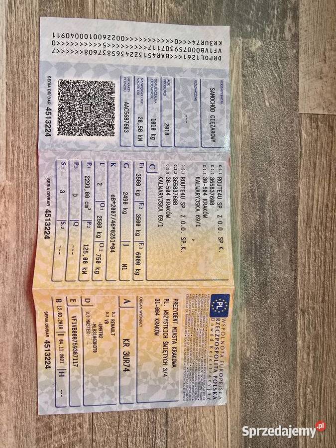 Syndyk sprzeda samochód dostawczy 395835km
