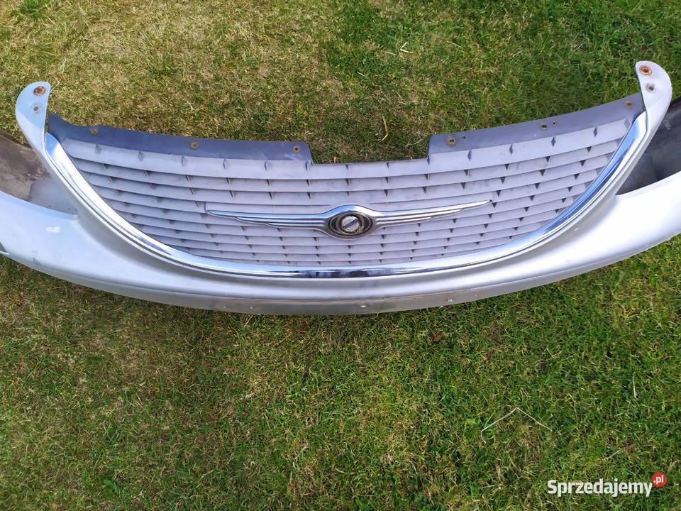 Zderzak z grillem chrysler Voyager 2002 Karoseria Pleszew