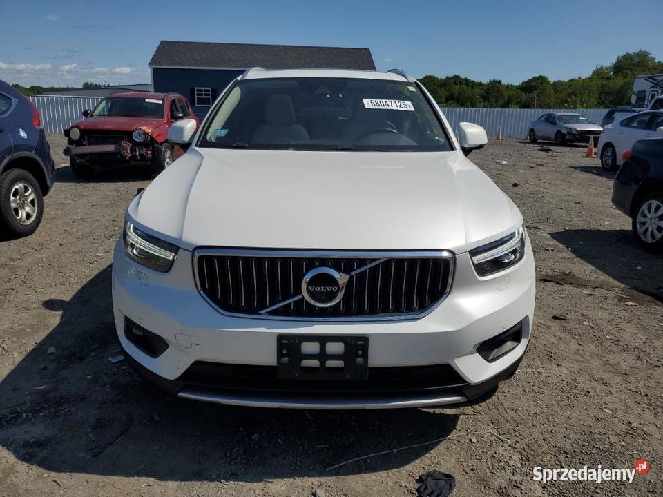 2020 VOLVO XC40 T5 INSCRIPTION sprzedam