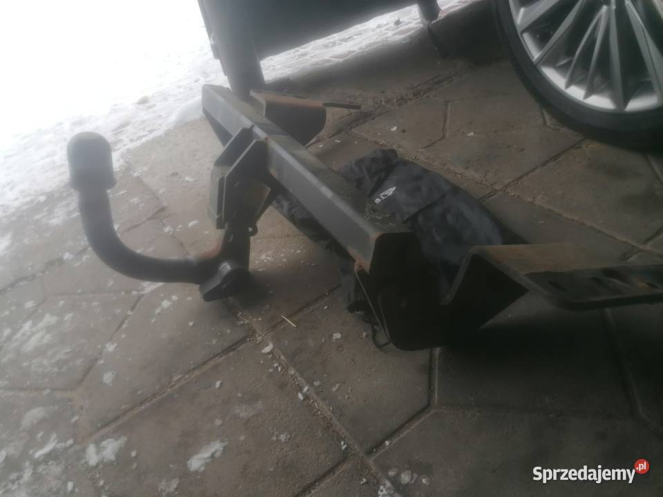 Hak holowniczy Toyota avensis t27 2015 Pozostałe Skarżysko-Kamienna