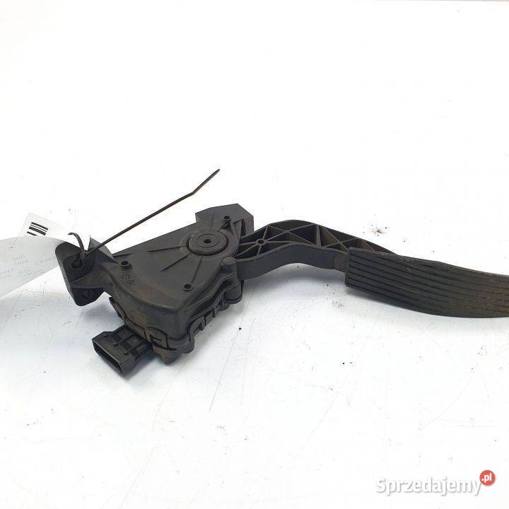 PEDAŁ OPEL SIGNUM 9186725 Lipno sprzedam