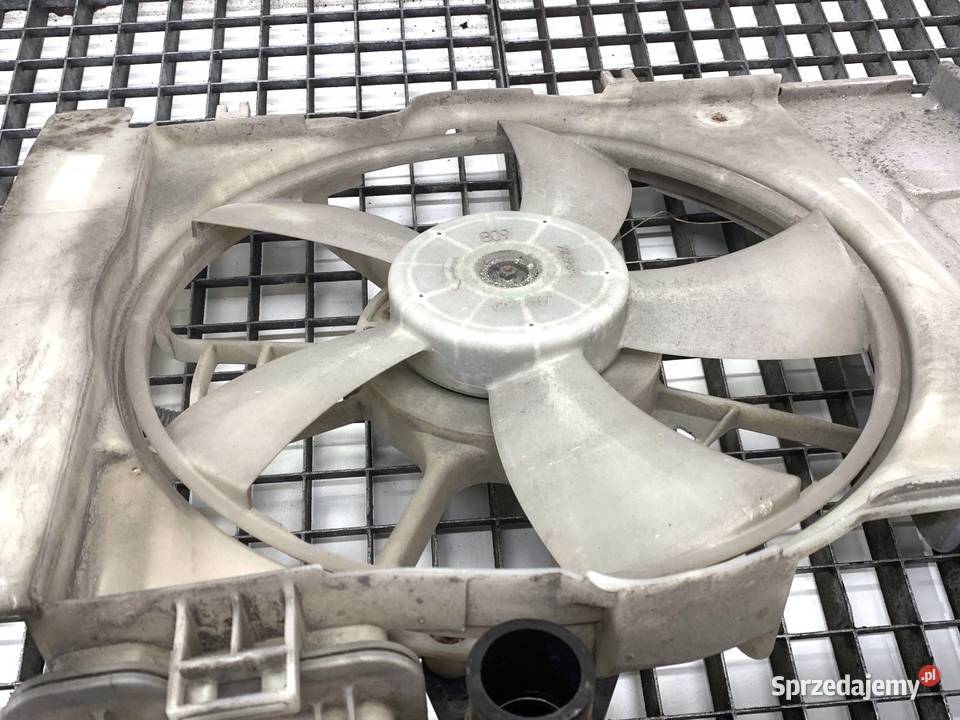 WENTYLATOR CHŁODNICY TOYOTA YARIS III 10 69