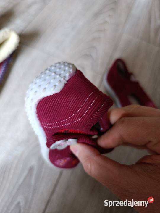 kapcie buty dziewczęce rozmiar 22 długość Poznań