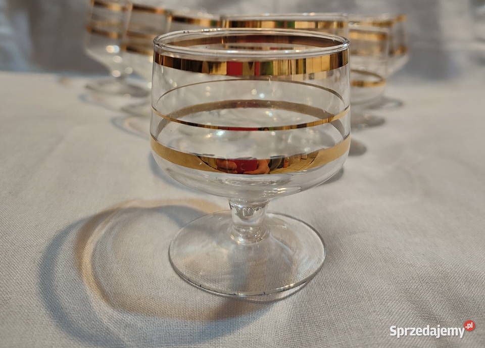 Vintage Kieliszki ze złotymi paskami 55 11 PRL Antyki, Sztuka, Kolekcje Lublin