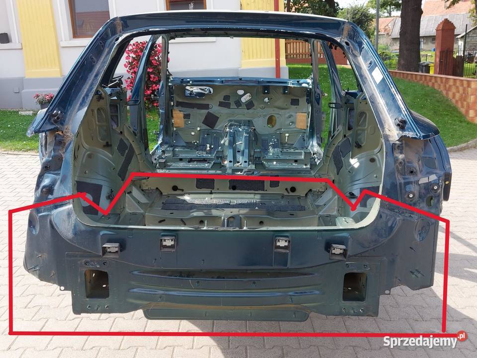 Audi Q8 ETRON SUV pas tylny podłoga bagażnika