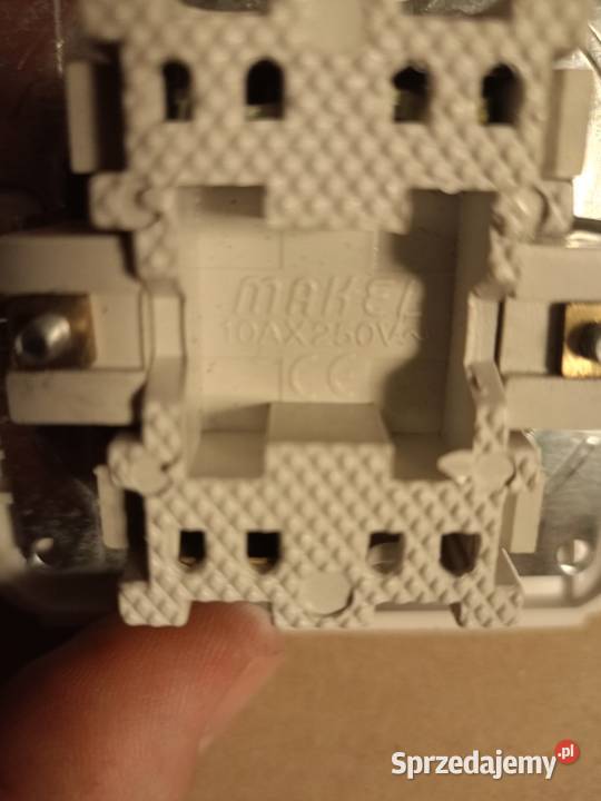 Włącznik światła podwójny MAKEL Pleszew