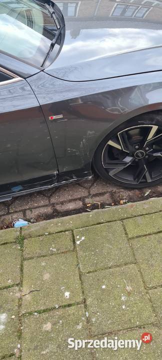 Audi a5 uszkodzone benzyna