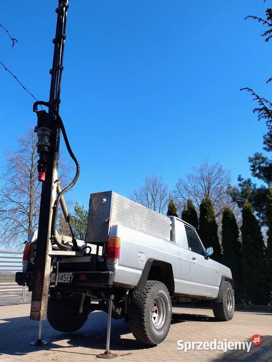 Wiertnica geologiczna Nissan Patrol 33 td 1000h