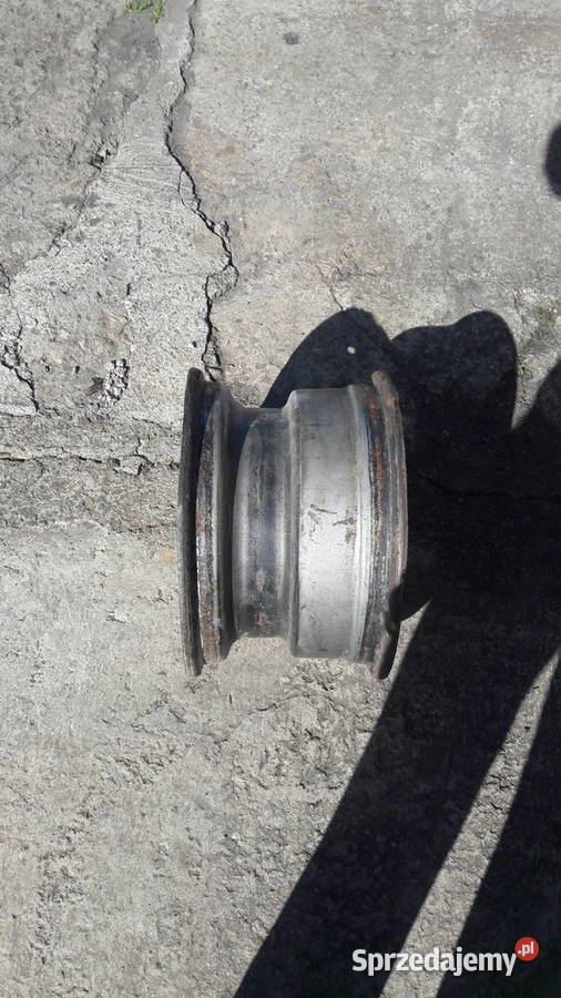 Na sprzedaż felgi do rozrzutnika przyczepy 153 Bochnia