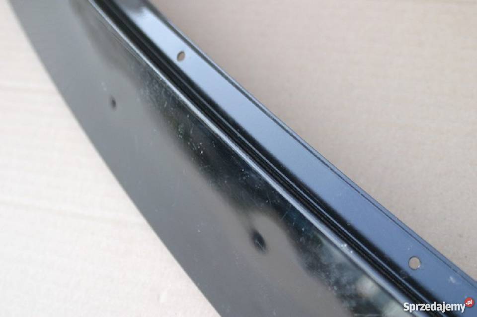 MERCEDES E KLASA W212 OSŁONA SŁUPKA PRAWA PRZÓD