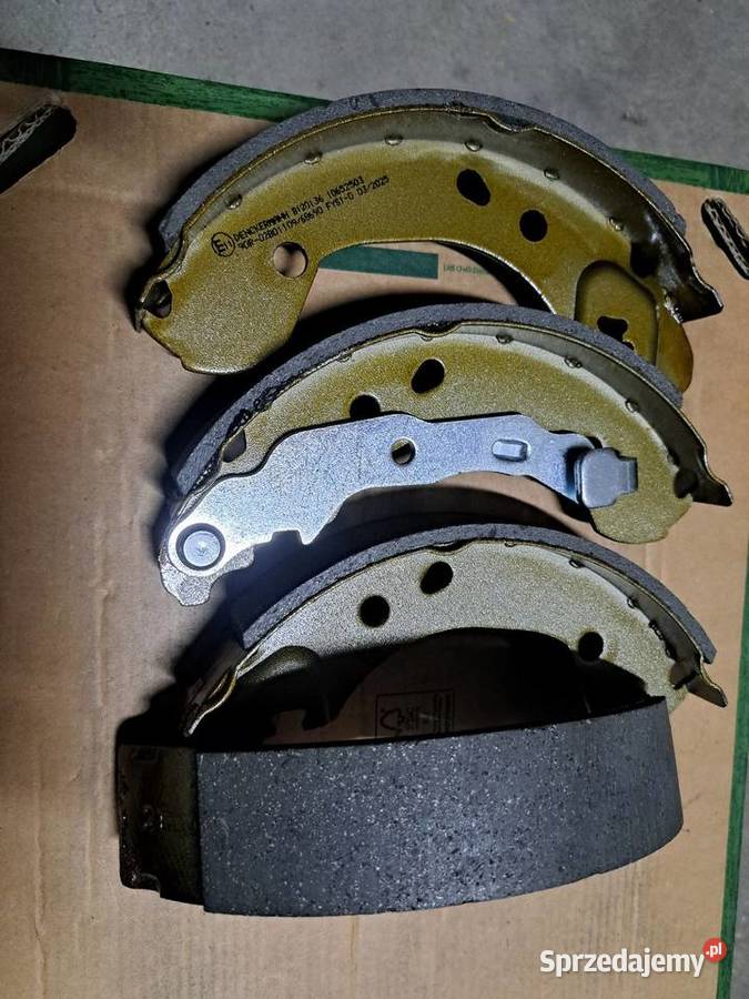 Zestaw naprawczy szczęki hamulcowe Renault Clio Radom