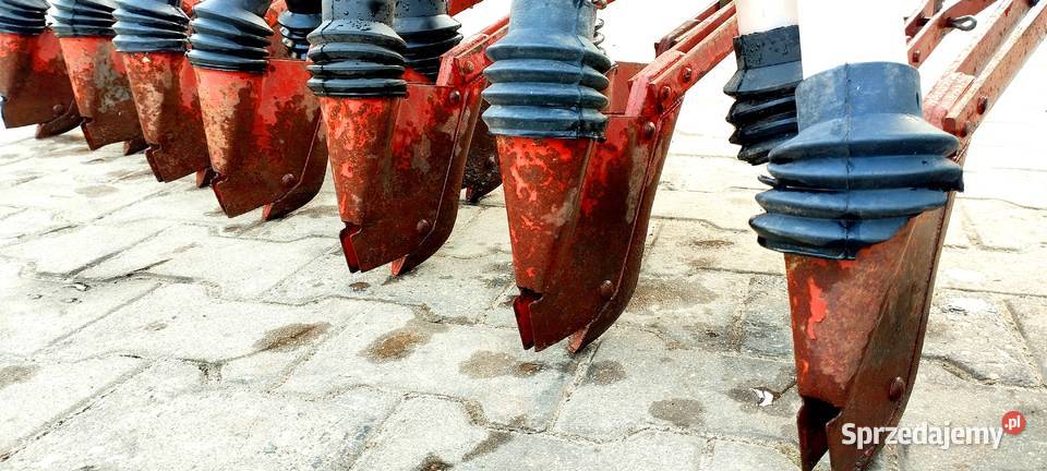 Siewnik Poznaniak Nowy 270 na plastikach Agromasz mazowieckie Skaryszew sprzedam