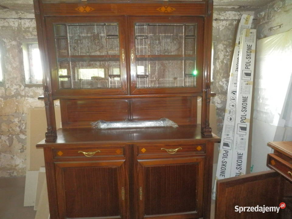 Kredens włoski antyk Kredensy i witryny