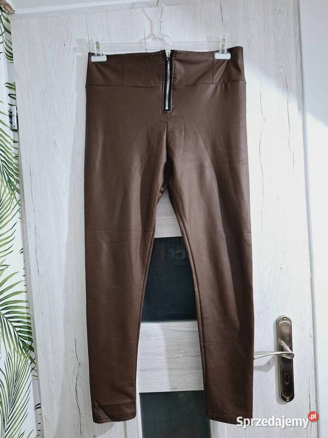 LXL Spodnie leginsowe eko skórka braz Spodnie Braniewo