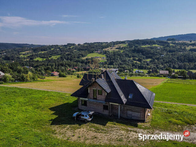 Dom wolnostojący Chomranice 248m2 5200m2 sprzedam