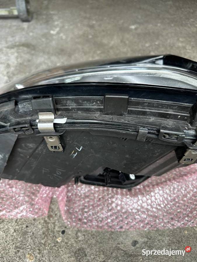 LAMPA PRAWA PRZÓD MERCEDES GLE 166 292 FULL LED Jasło
