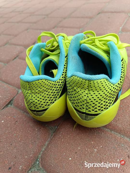 Buty do gry w piłkę nożną huari róż 34 podkarpackie Koniaczów sprzedam