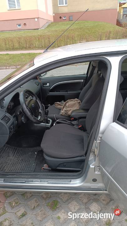 Ford mondeo mk3 18 bg doinwestowany klima Kielce sprzedam
