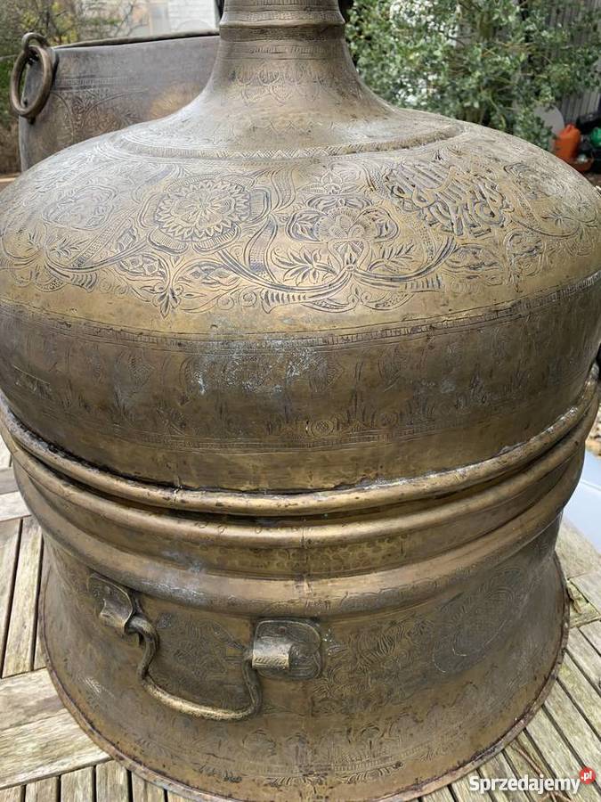 Ogromne średniowieczne naczynia z brązu donica Bystrzyca Kłodzka