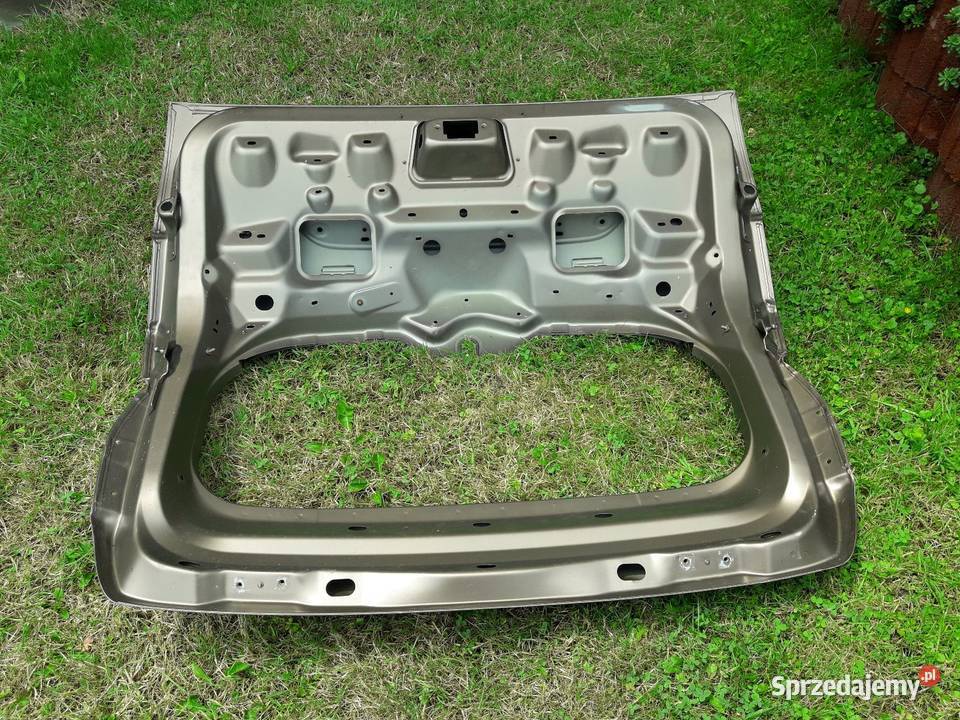 Renault Captur tylna klapa 4/5 Gorzeń Dolny