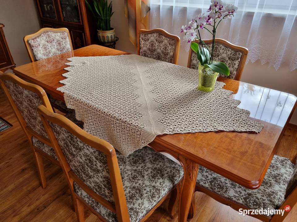 Stylowy rumuński zestaw mebli do salonu z okresu Kolbuszowa