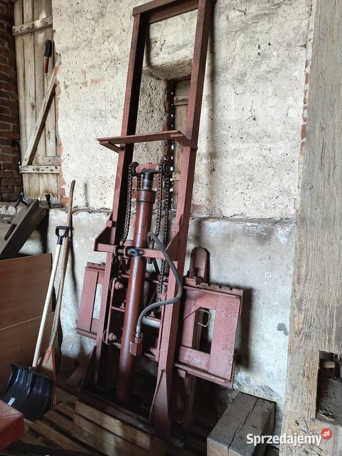 Paleciak do ciągnika Smardzewo