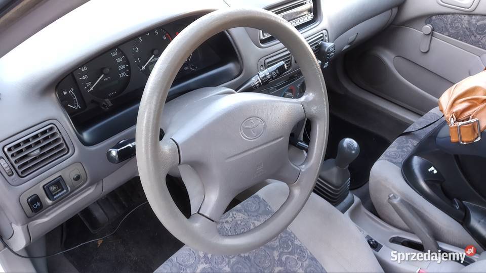 Toyota Corolla E11 1998 r 14 Liftback LPG salon Radom