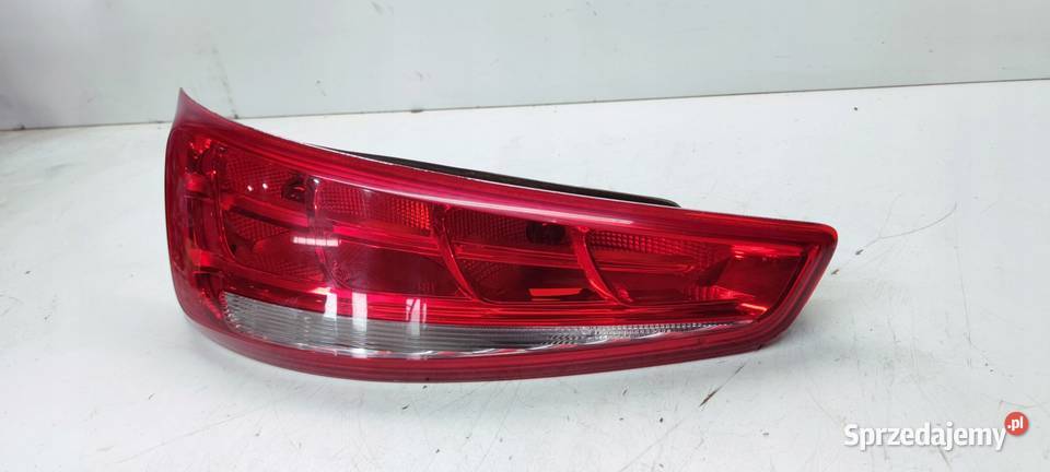 LAMPA LEWY TYŁ AUDI Q3 8U 8U0945093 ZWYKŁA NA Przystajń