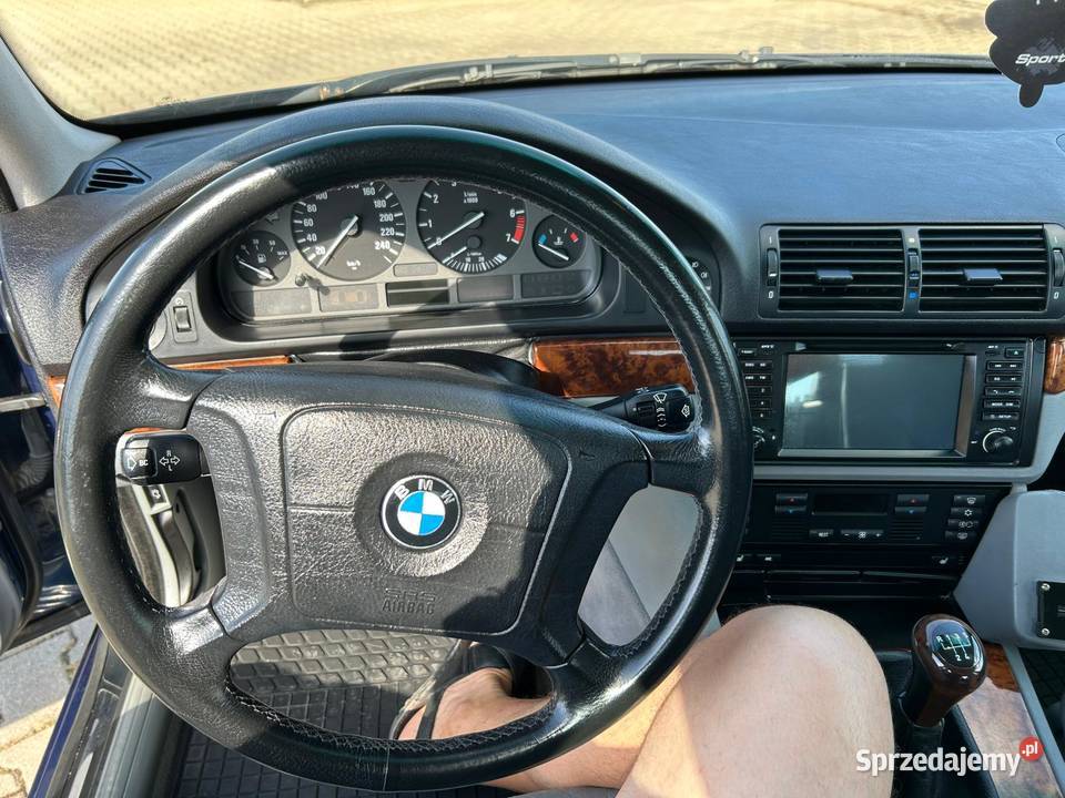 BMW 523 samochód osobowy 1998r Świdnica