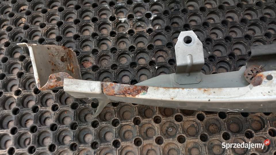 FORD MONDEO MK III BŁOTNIK PRZÓD LEWY 60 Zbierkowo