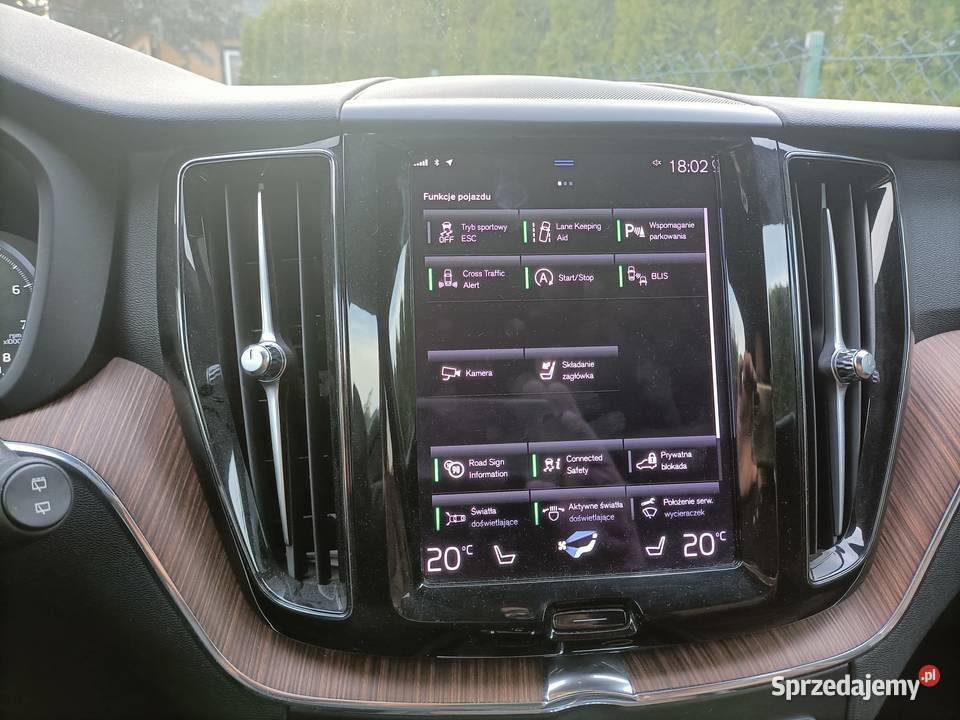 Sprzedam Volvo XC60 T5 AWD Momentu 2020r Rok produkcji 2020 Białystok