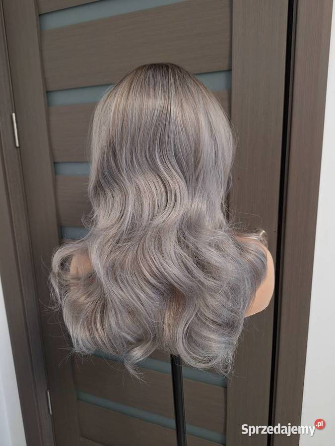 Peruka z koronką w platynowym blond ombre Malbork