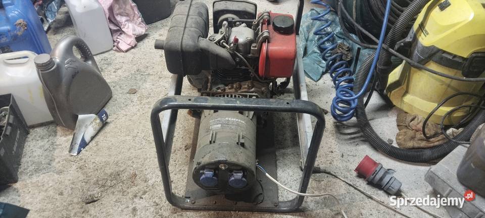Agregat prądotwórczy SDMO 230v 25kw diesel Wola Dębińska sprzedam