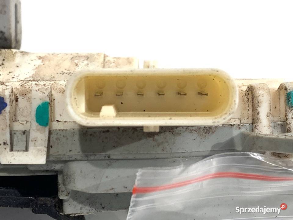 ZAMEK DRZWI PRAWY PRZÓD AUDI Q5 8R SUV