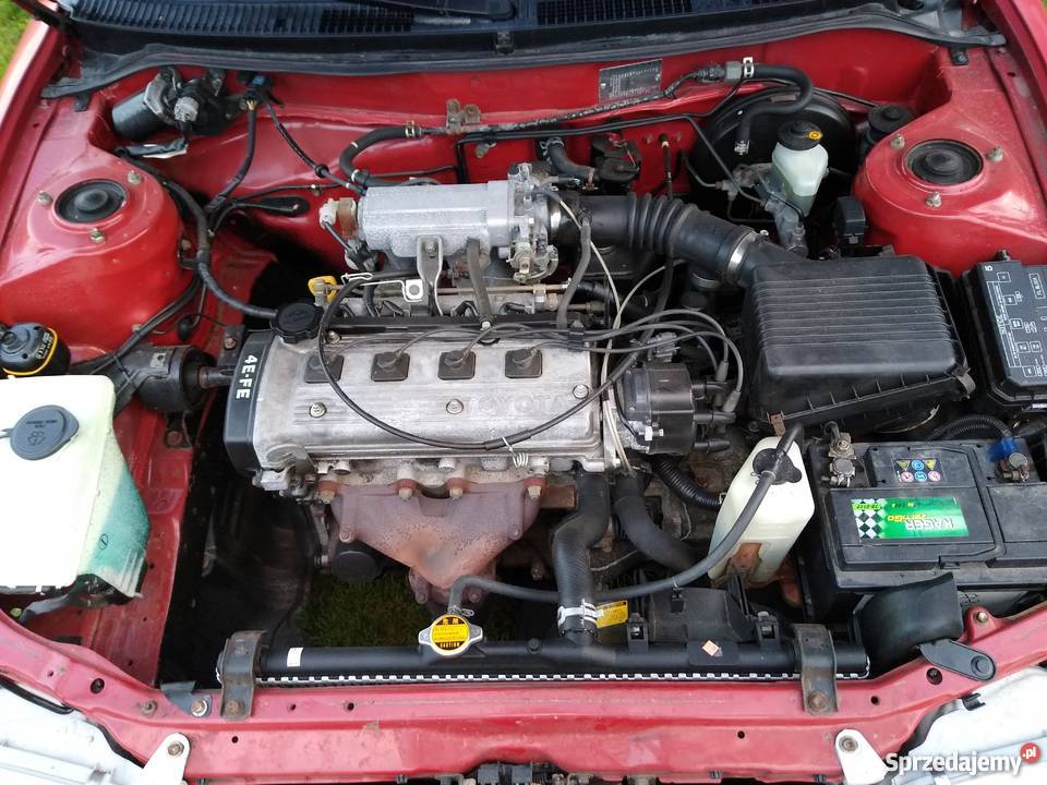 Toyota Corolla E10 13 czerwony Rzeszów